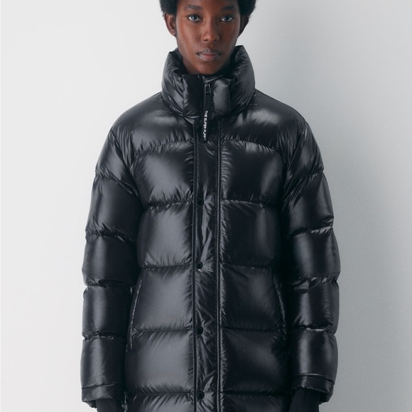Aritzia The Super Puff™ Long Puffer Coat - Hi-Gloss (Black) - Size XL - Picture 6 of 7